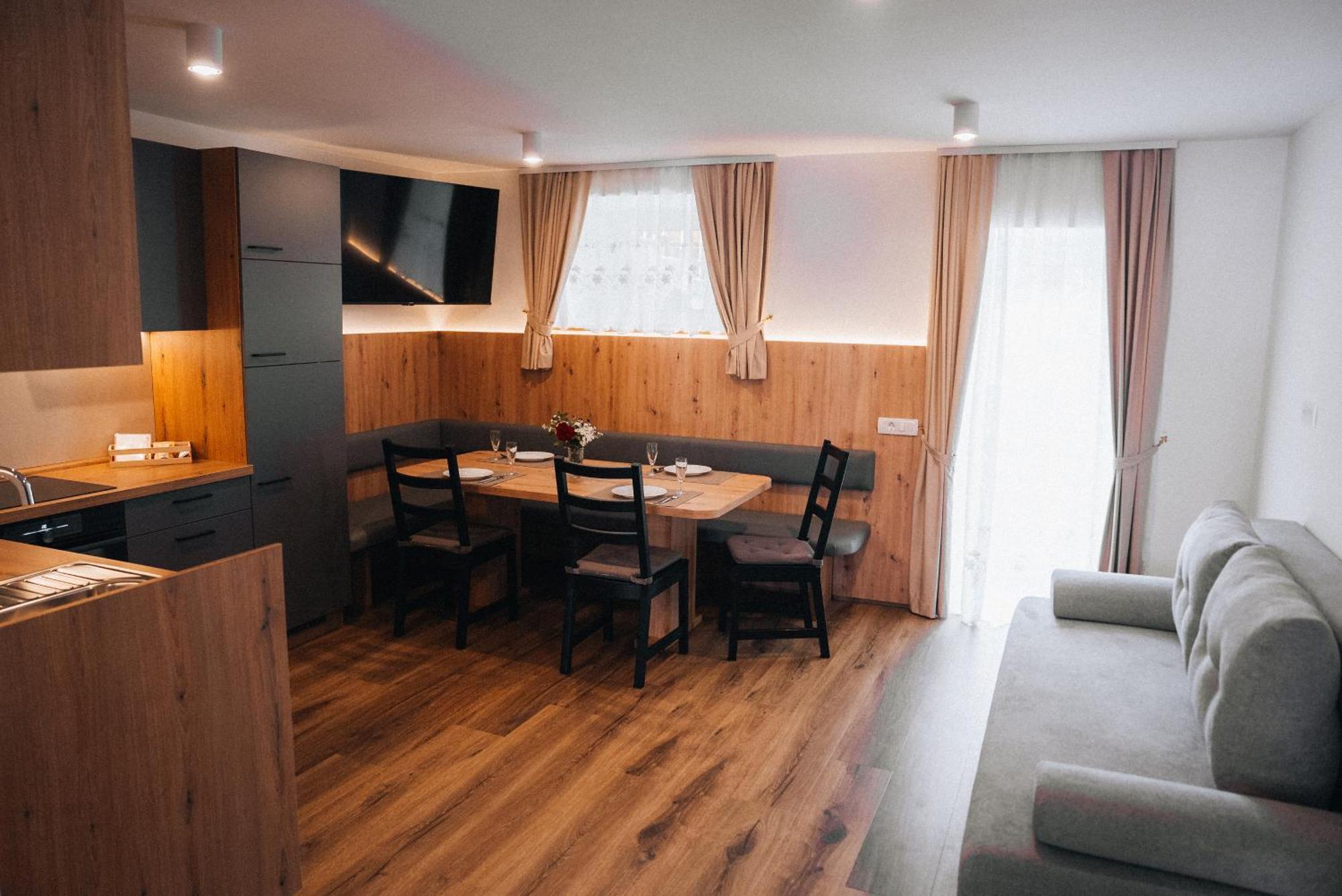 Podlipnik Apartments Kranjska Gora Dış mekan fotoğraf